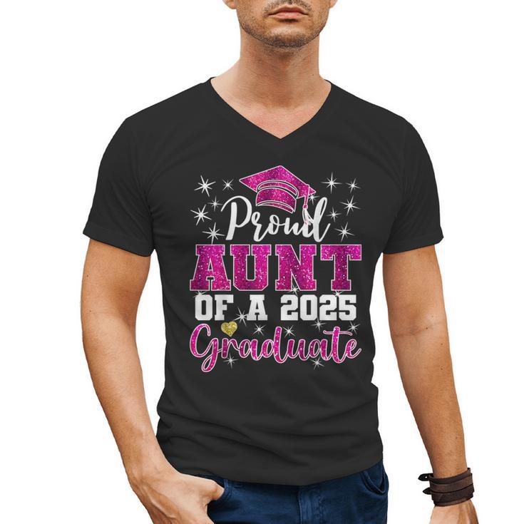 Super Proud Aunt Of 2025 Graduate Senior Graduation Family Men's V-Neck T-Shirt