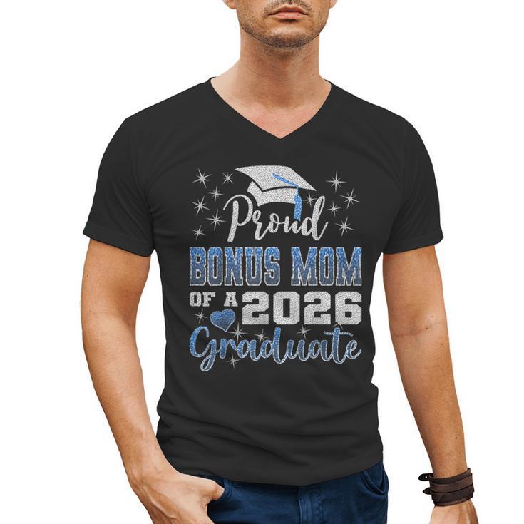 Super Proud Bonus Mom Of 2026 Graduate Graduation Family Men's V-Neck T-Shirt
