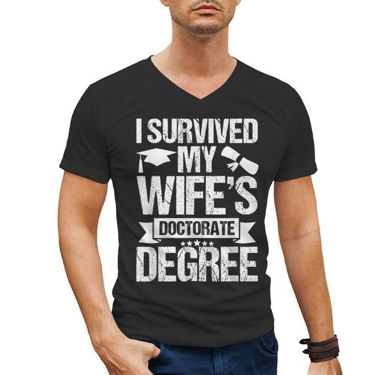 I Survived My Wifes Doctorate Degree Graduation Men's V-Neck T-Shirt