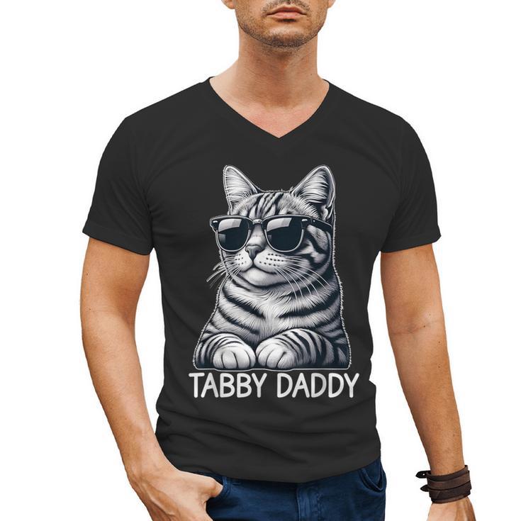 Tabby Daddy Cat Dad Graphic Grey Tabby Cat Lover Men's V-Neck T-Shirt