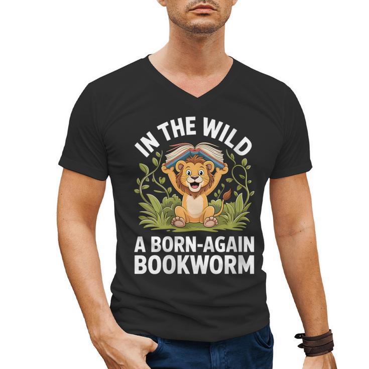 Women's Wild About Reading Book Reader Lion Zoo Animals Kids Men's V-Neck T-Shirt