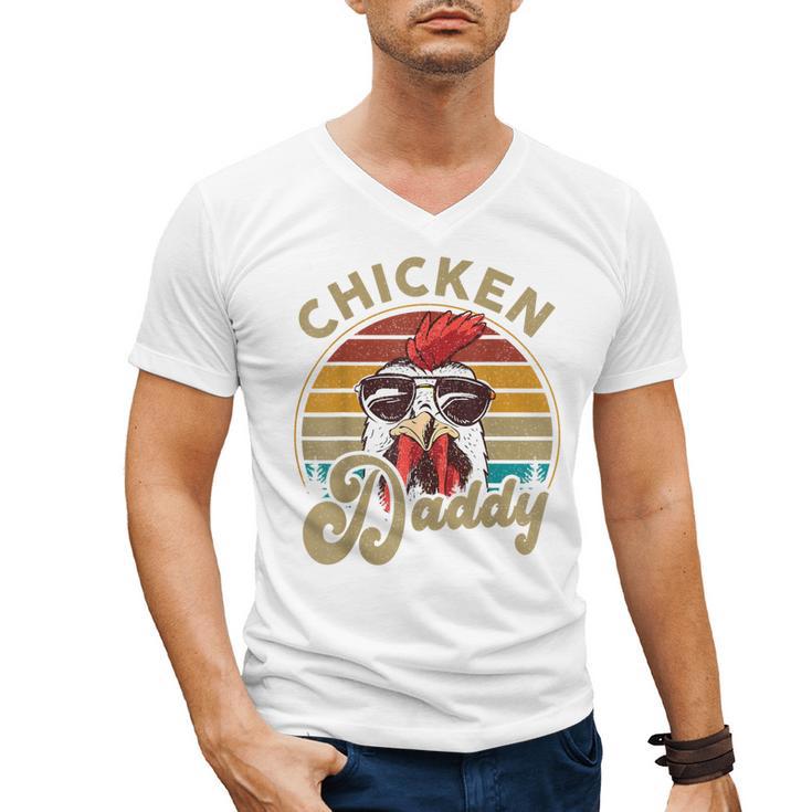 Chicken-Shirt Rooster Daddy Vintage Farmer Dad Father Men's V-Neck T-Shirt