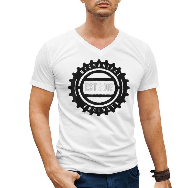 Mechanical Engineers 2018 Tshirt Gears Graduation Tee Men's V-Neck T-Shirt