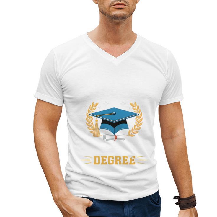 I Survived My Dad's History Degree Graduation Men's V-Neck T-Shirt
