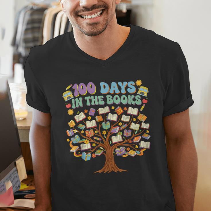 100 Days Of School 100 Days In The Books English Teacher Men's V-Neck T-Shirt