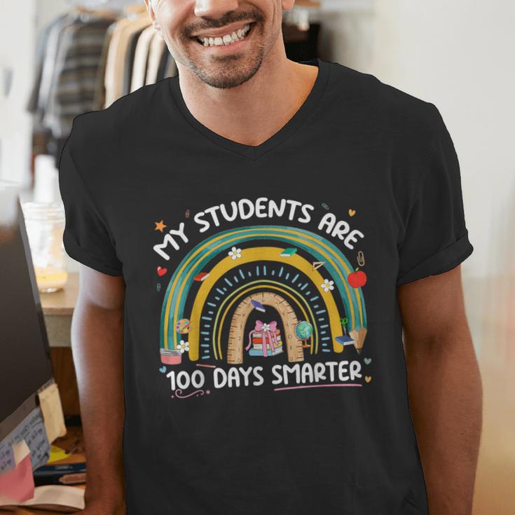 100th Day Of School Teachers Students Women Floral Books Men's V-Neck T-Shirt