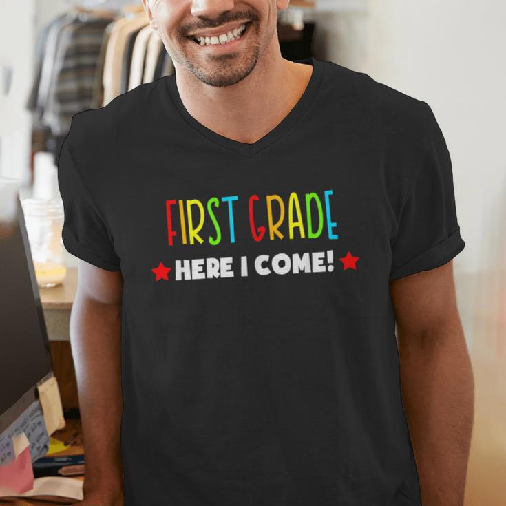 1st Grade Here I Come Kids Kindergarten Graduation Shirt Men's V-Neck T-Shirt