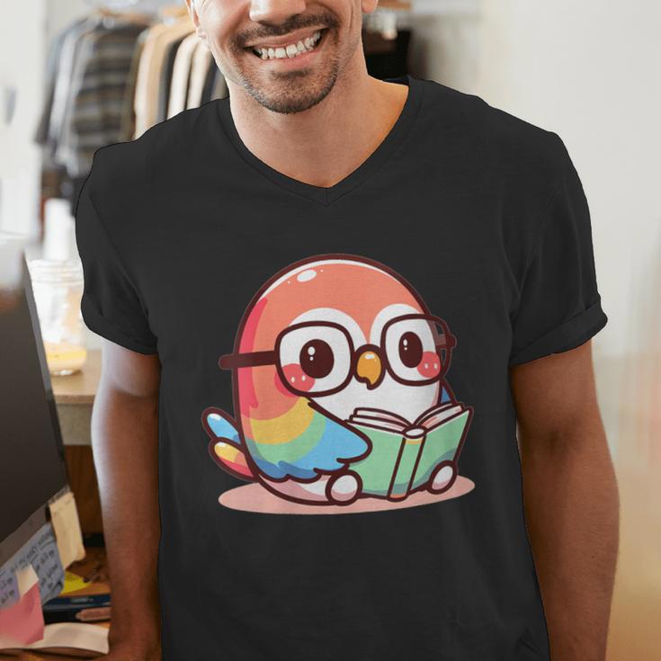 Adorable Book Lover Parrot With Reading Glasses Cute Men's V-Neck T-Shirt