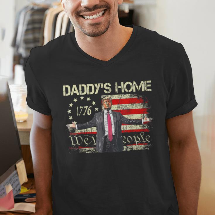 American Flag Trump 2024 Daddy's Home We The People Men's V-Neck T-Shirt