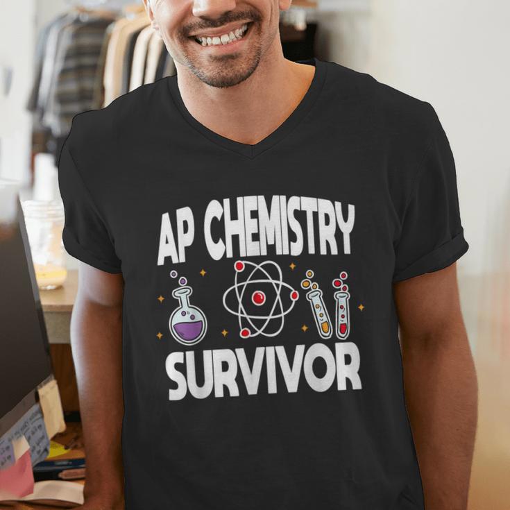 AP Chemistry Survivor Graduation 2024 High School Men's V-Neck T-Shirt