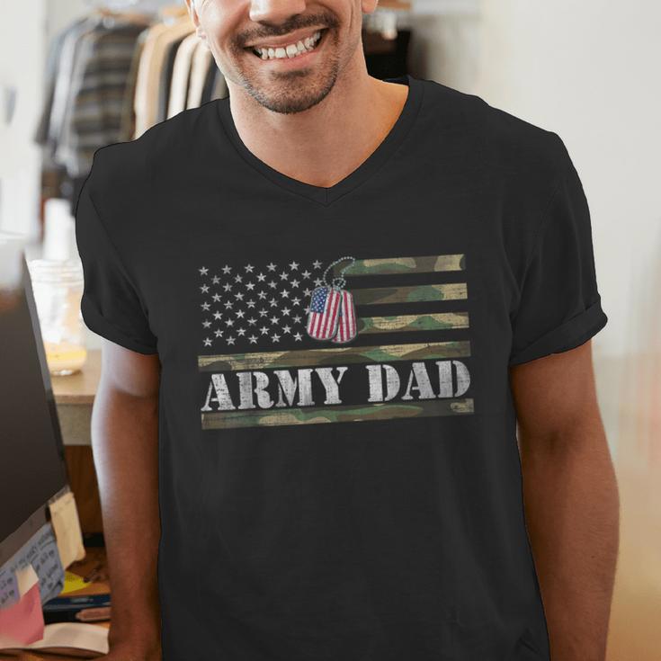 Army Dad With American Flag Camo For Veteran Day Women Kids Men Men's V-Neck T-Shirt