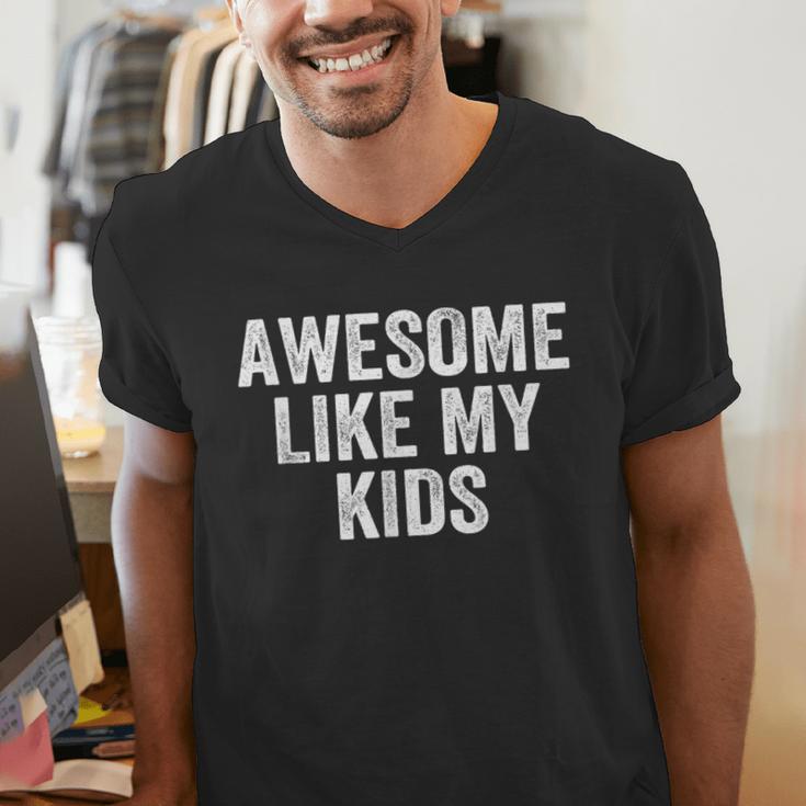 Awesome Like My Kids Father's Day Shirt Dad Vintage Men's V-Neck T-Shirt