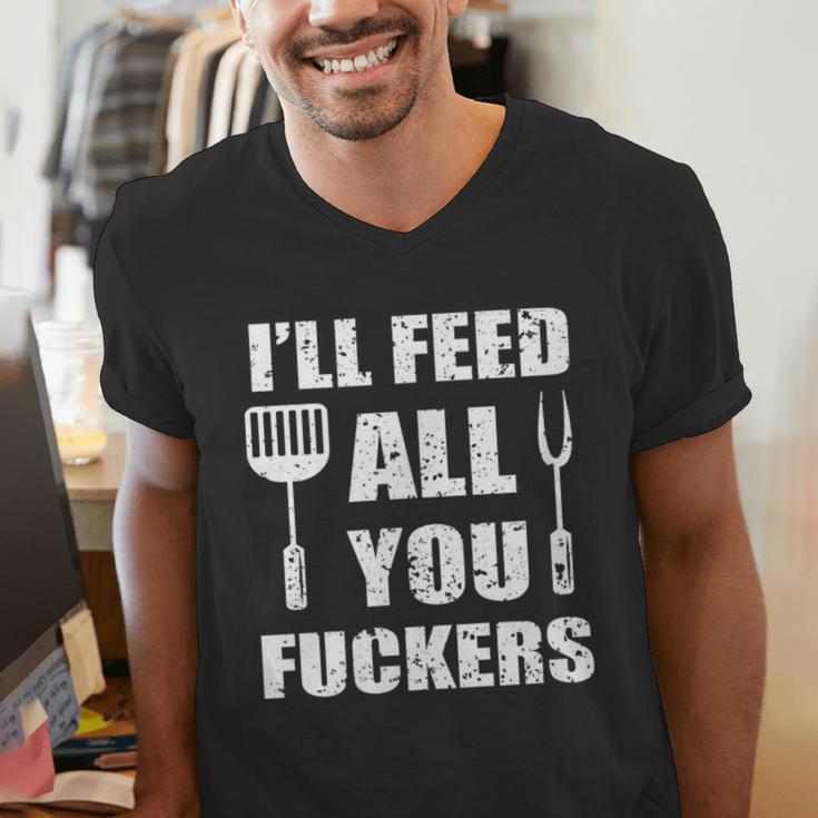 BBQ Dad Joke I'Ll Feed All You Fuckers Barbecue Cookout Chef Men's V-Neck T-Shirt