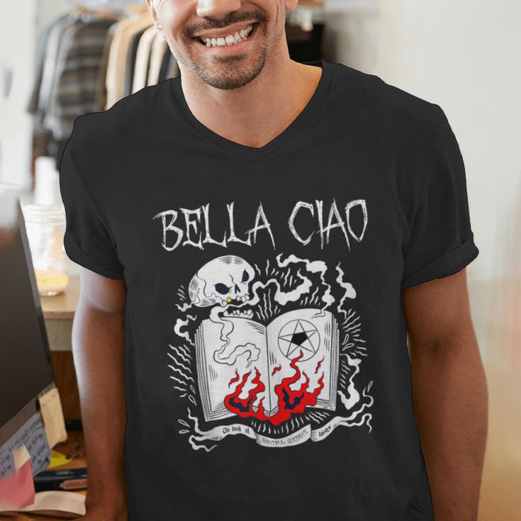 Bella Ciao Goodbye Beautiful Skull Book Of Dark Magic Occult Men's V-Neck T-Shirt
