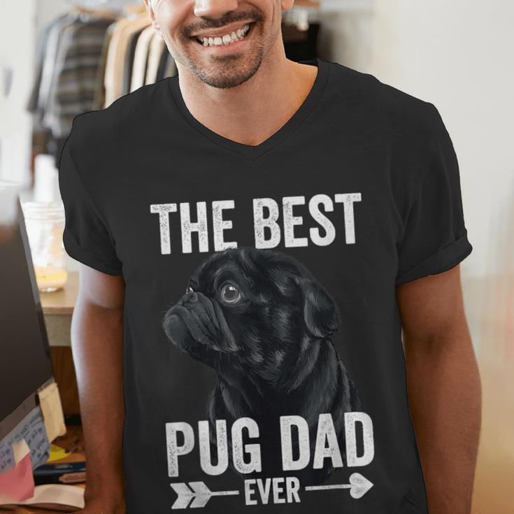 Best Pug Dad Ever Fathers Day Cute Daddy Dad Pug Men's V-Neck T-Shirt