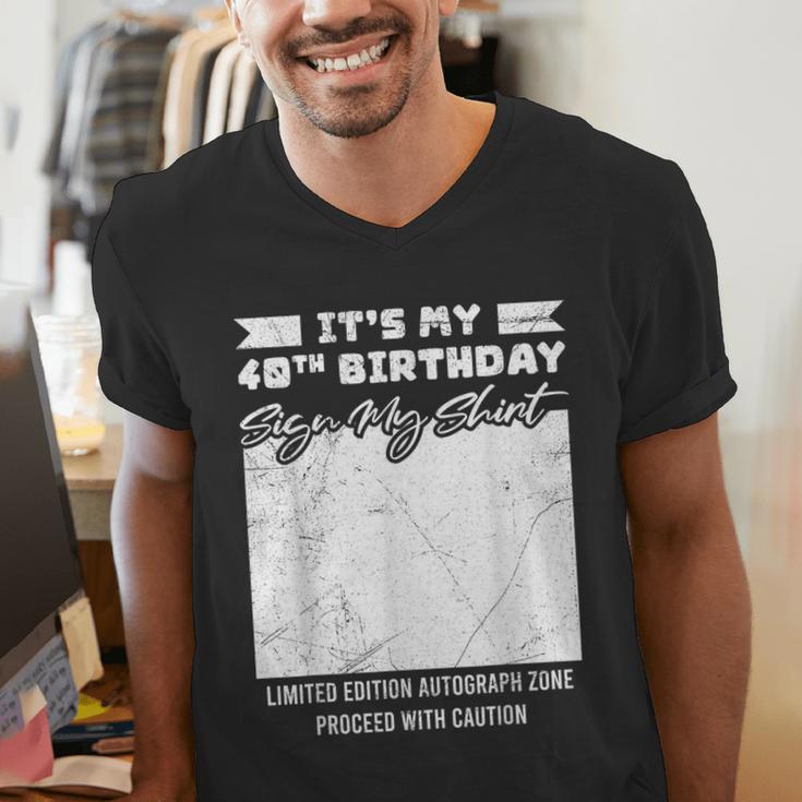 Birthday It's My 40th Birthday Guest Book Birthday Party Men's V-Neck T-Shirt Birthday It's My 40th Birthday Guest Book Birthday Party Men's V-Neck T-Shirt