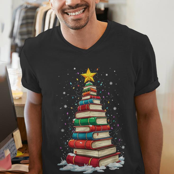 Book Christmas Tree Book Lover Teacher Librarian Men's V-Neck T-Shirt
