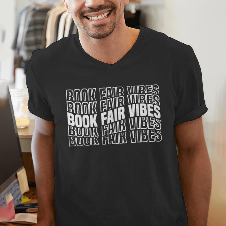 Book Fair Vibes Reader Nostalgia Men's V-Neck T-Shirt