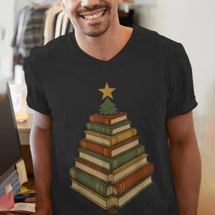 Book Lover Christmas Graphic For Librarians Men's V-Neck T-Shirt