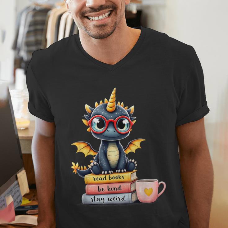 Book Lover Cute Baby Dragon Reading Men's V-Neck T-Shirt Book Lover Cute Baby Dragon Reading Men's V-Neck T-Shirt