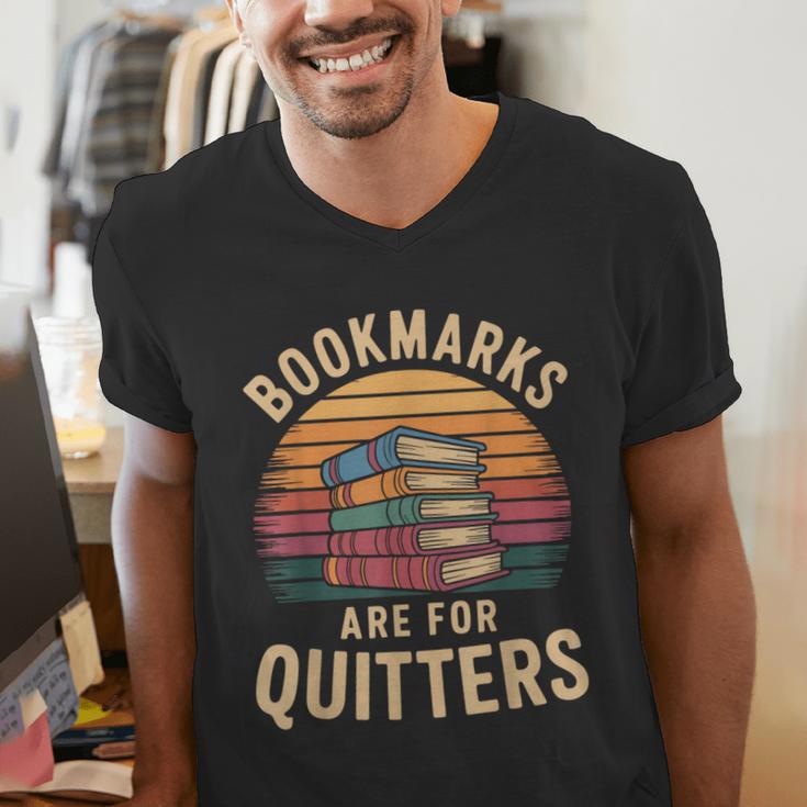 Bookmarks Are For Quitters Reading Book Lovers Men's V-Neck T-Shirt