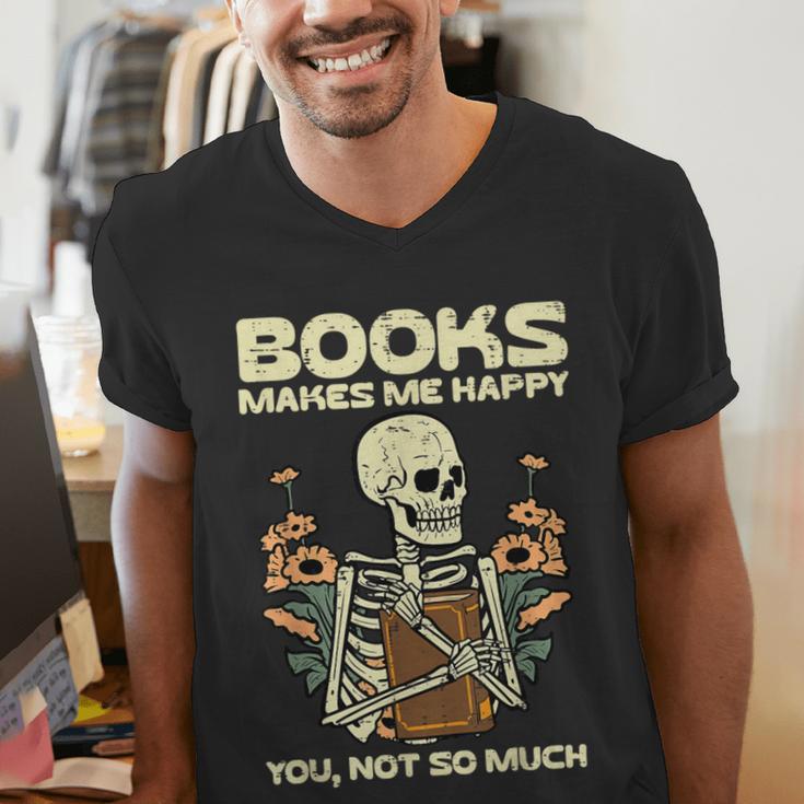 Books Make Me Happy Skeleton Read Reading Librarian Book Men's V-Neck T-Shirt