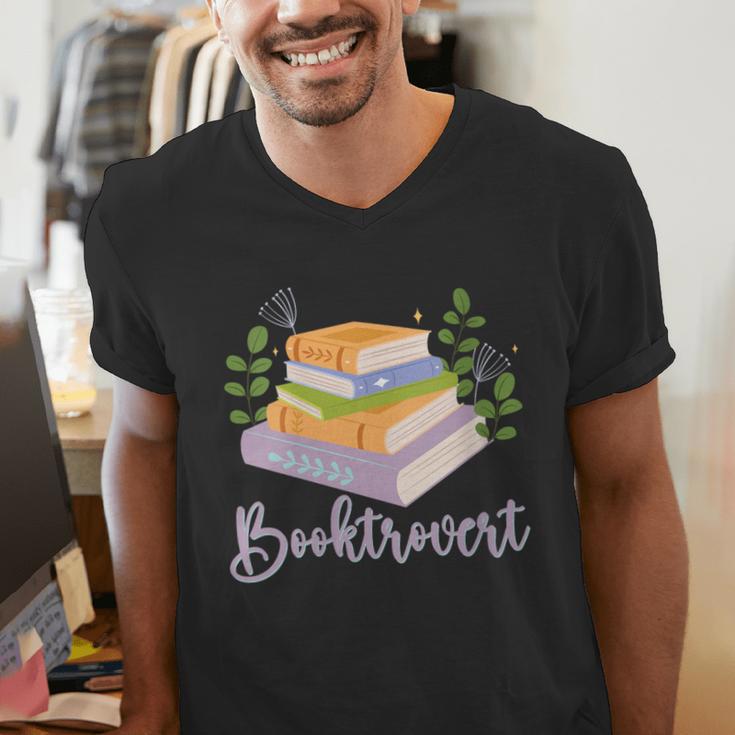Booktrovert Bookworm Introvert Bibliophile Booktrovert Men's V-Neck T-Shirt Booktrovert Bookworm Introvert Bibliophile Booktrovert Men's V-Neck T-Shirt