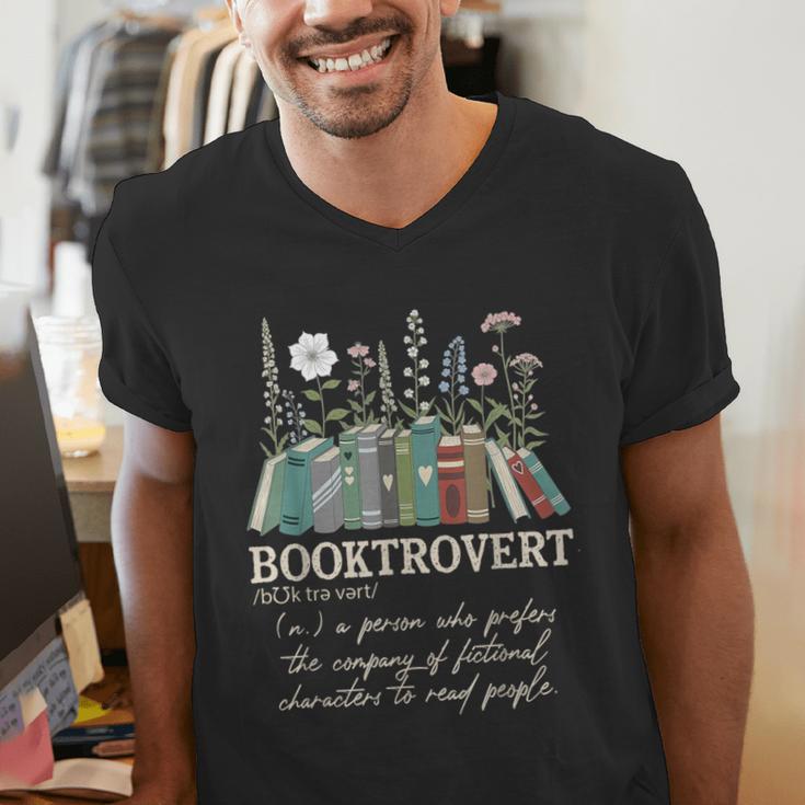 Booktrovert Definition Floral Books Reading Teacher Library Men's V-Neck T-Shirt