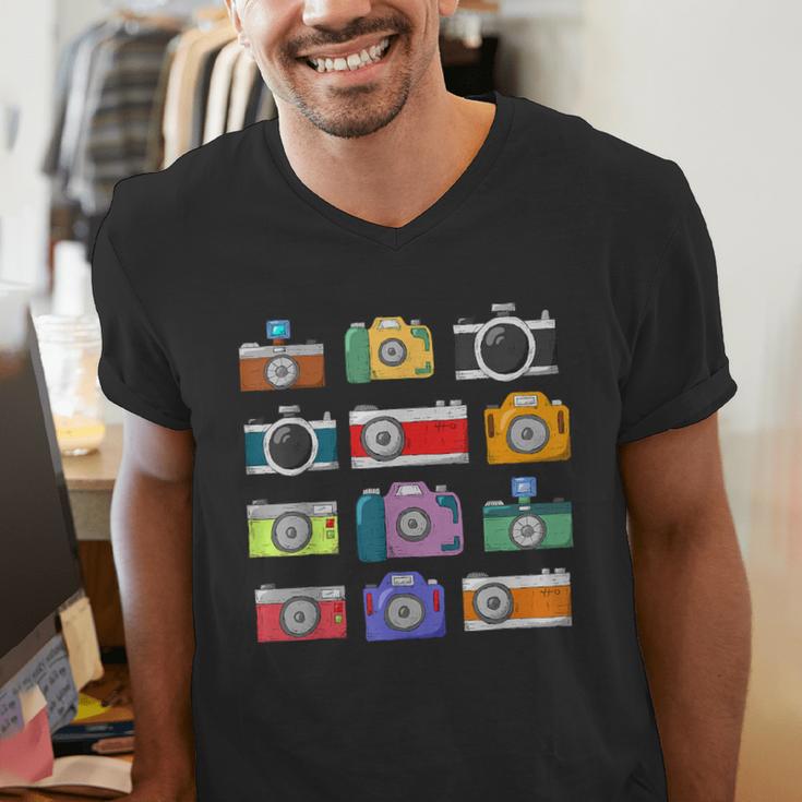 Camera Hand Drawn Old Nostalgia Retro Lens Styles Men's V-Neck T-Shirt