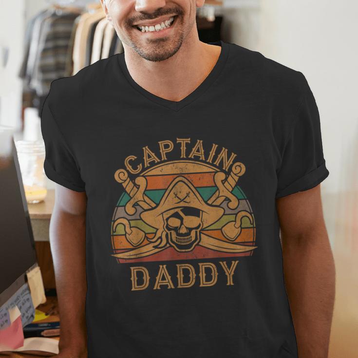 Captain Daddy Pirate Jolly Roger Flag Dad Halloween Men's V-Neck T-Shirt
