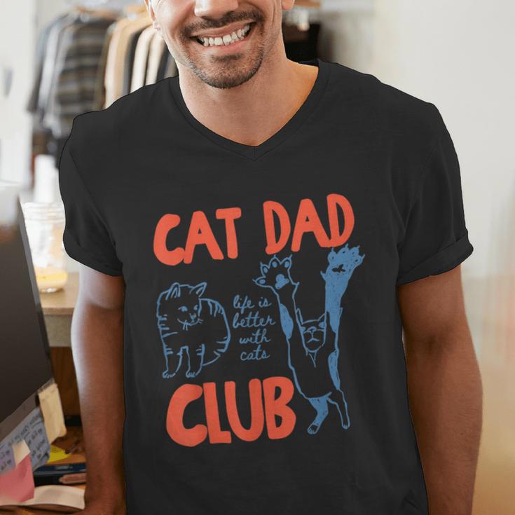 Cat Dad Club Life Is Better With Cats Cat Dad Retro Men's V-Neck T-Shirt