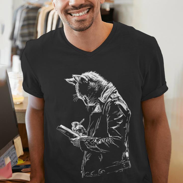 Cat Holds Book Writing Animal Print Motif Drawing Art Cat Men's V-Neck T-Shirt Cat Holds Book Writing Animal Print Motif Drawing Art Cat Men's V-Neck T-Shirt