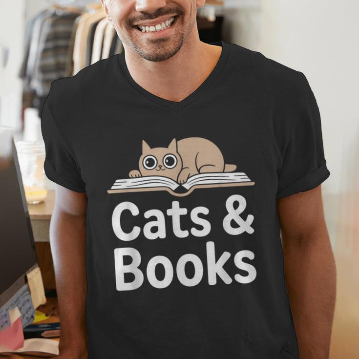 Cats And Books Men's V-Neck T-Shirt