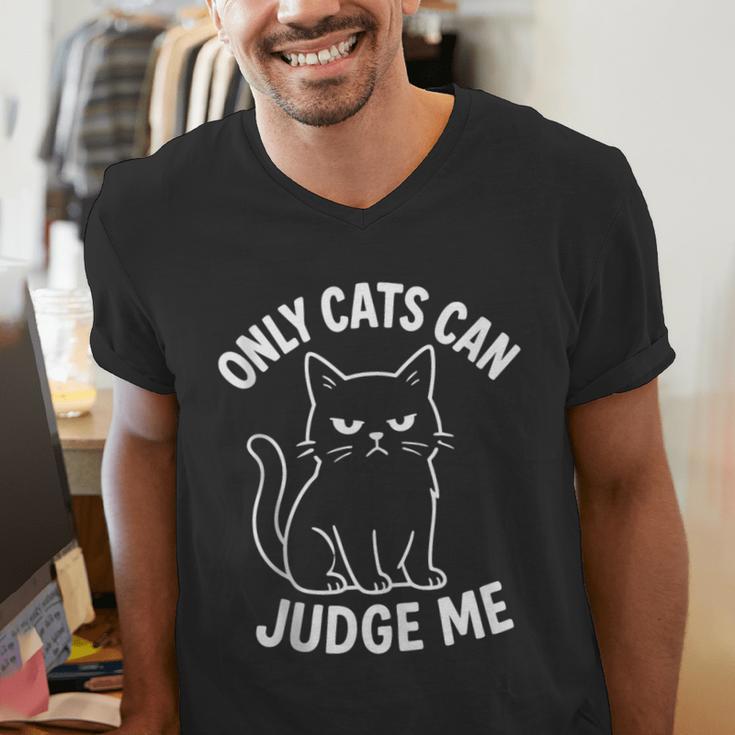 Only Cats Can Judge Me Sarcastic Cat Lover Introverts Men's V-Neck T-Shirt Only Cats Can Judge Me Sarcastic Cat Lover Introverts Men's V-Neck T-Shirt