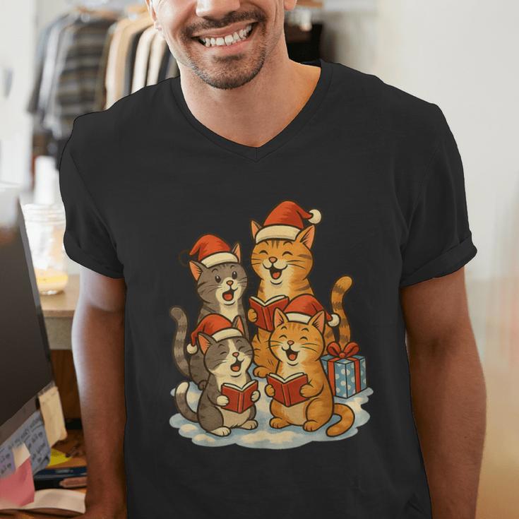 Cats Reading Books Christmas Tree Men's V-Neck T-Shirt