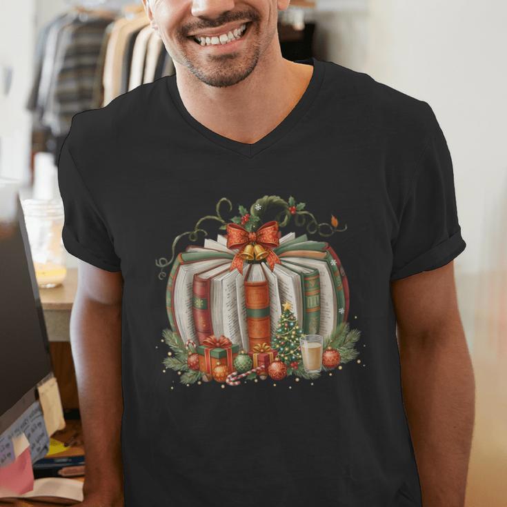 Christmas Book Pumpkin Reading Holiday Lovers Teacher Men's V-Neck T-Shirt