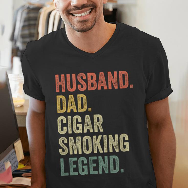 Cigar Lover For Dad Men Vintage Cigar Saying Men's V-Neck T-Shirt
