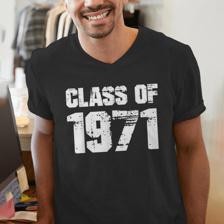 Class Of 1971 High School College Graduation Reunion T-Shirt Men's V-Neck T-Shirt