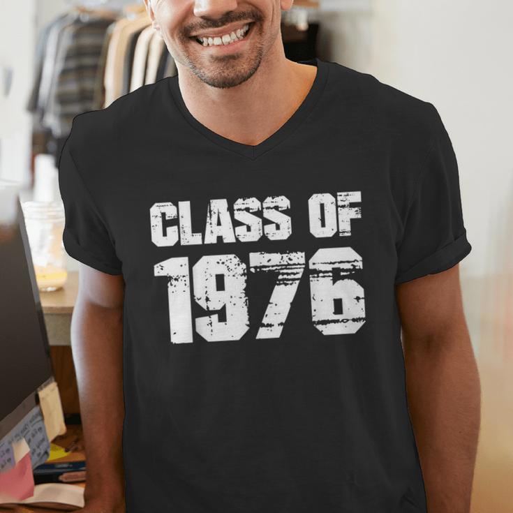 Class Of 1976 High School College Graduation Reunion T-Shirt Men's V-Neck T-Shirt