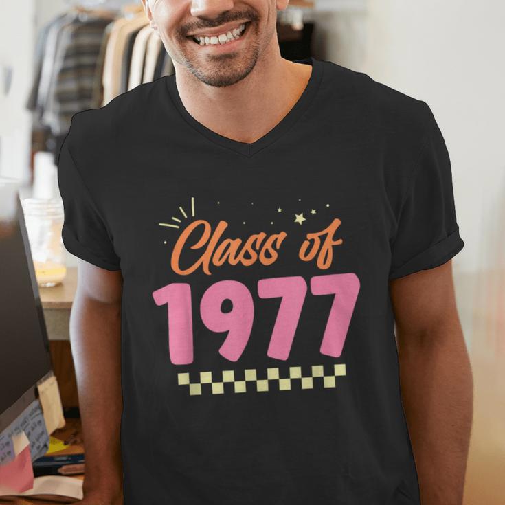 Class Of 1977 School Graduation Meetup Reunion Men's V-Neck T-Shirt