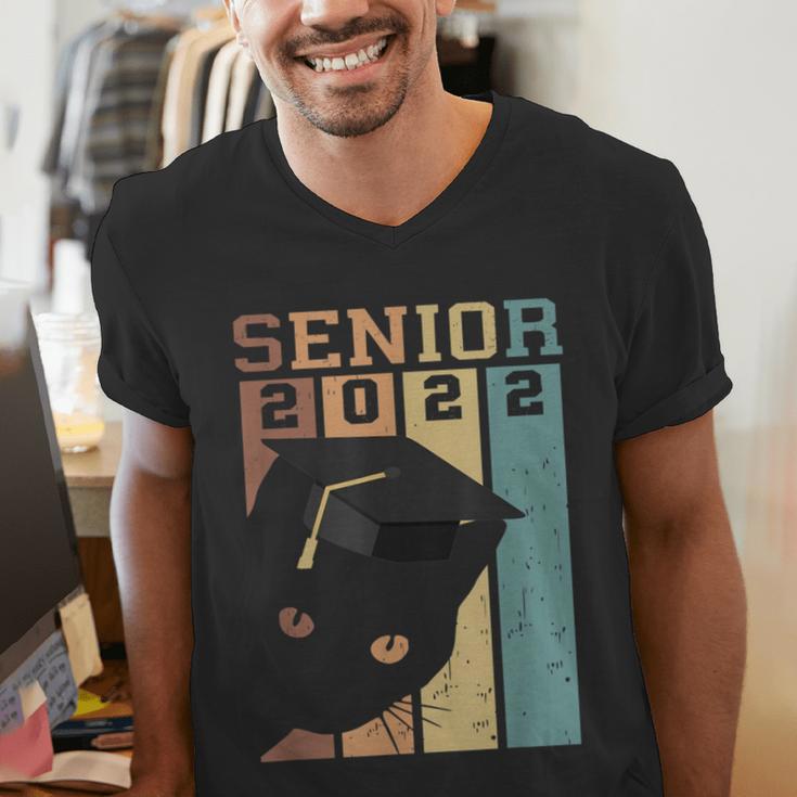 Class Of 2022 Graduation Cat Seniors Grad Men's V-Neck T-Shirt