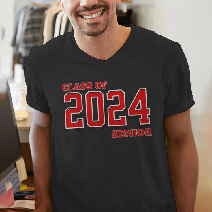 Class Of 2024 Senior Back To School Vintage Graduation Tee Men's V-Neck T-Shirt