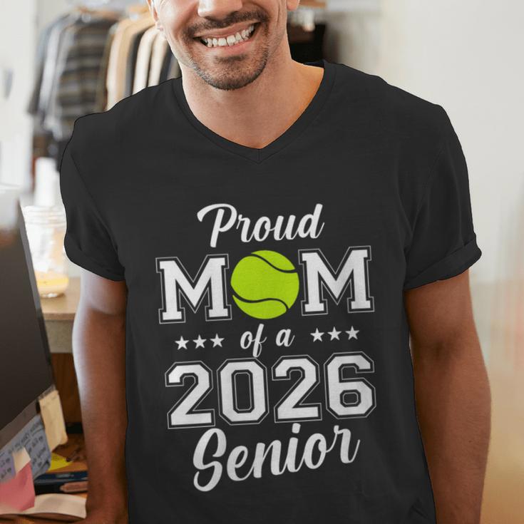 Class Of 2026 Tennis Mom Senior Graduation Graduate Men's V-Neck T-Shirt