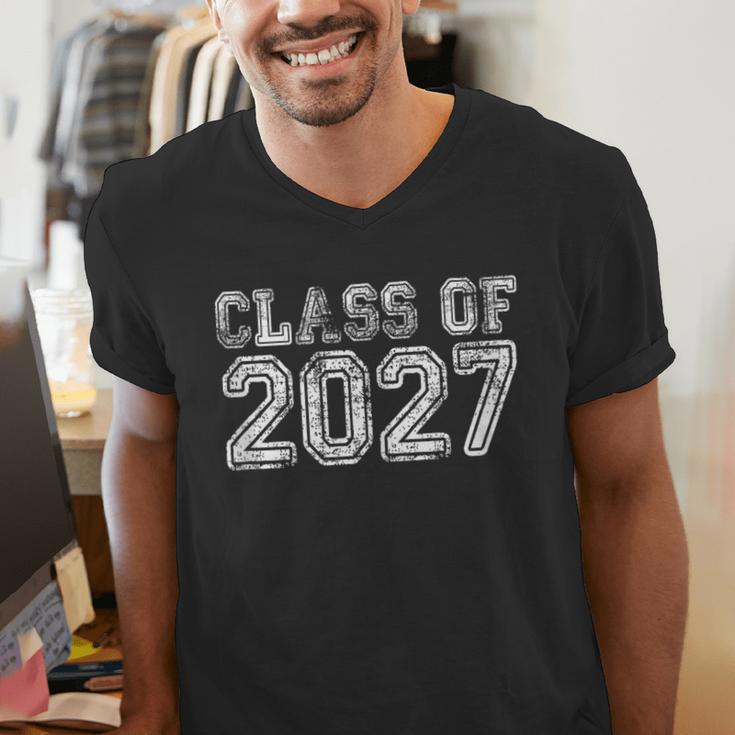 Class Of 2027 Grow With Me Future Graduation Year Men's V-Neck T-Shirt
