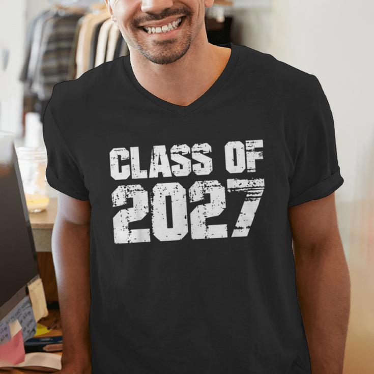 Class Of 2027 High School College Graduation Reunion T-Shirt Men's V-Neck T-Shirt