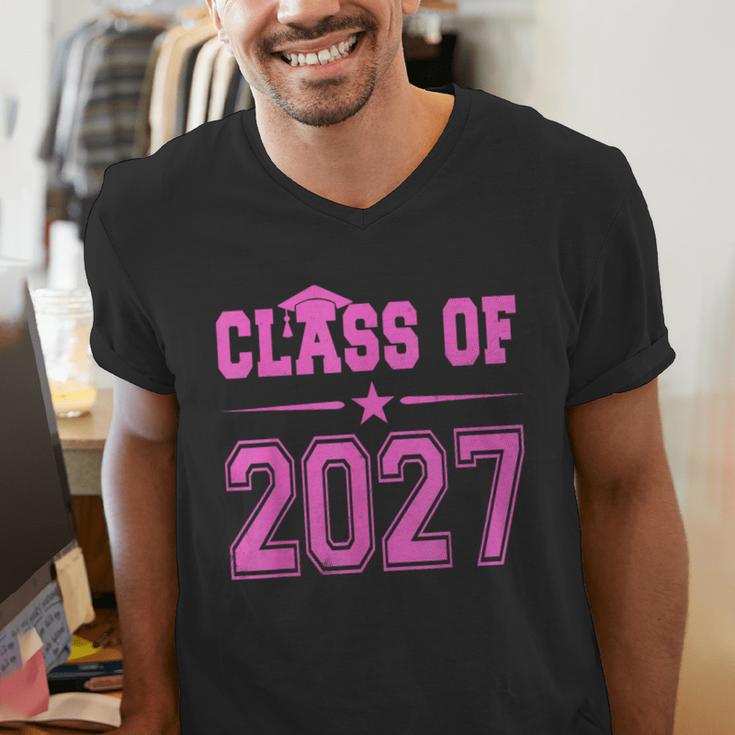 Class Of 2027 Pink Girls Shirt Graduation Men's V-Neck T-Shirt