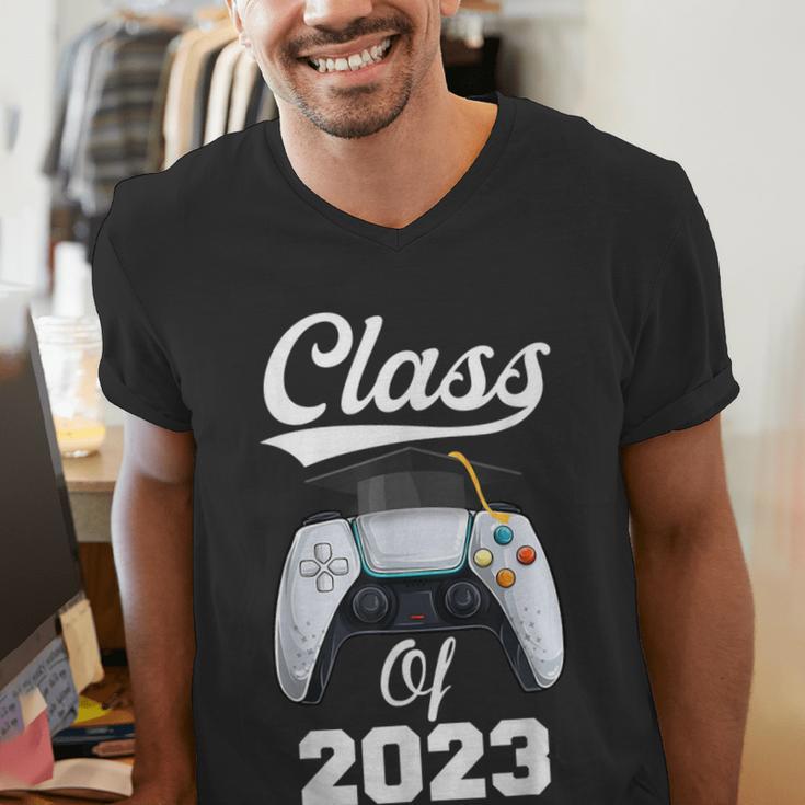 Class Of Gamer 2023 Shirt Graduation Game Boy Graduate Men's V-Neck T-Shirt