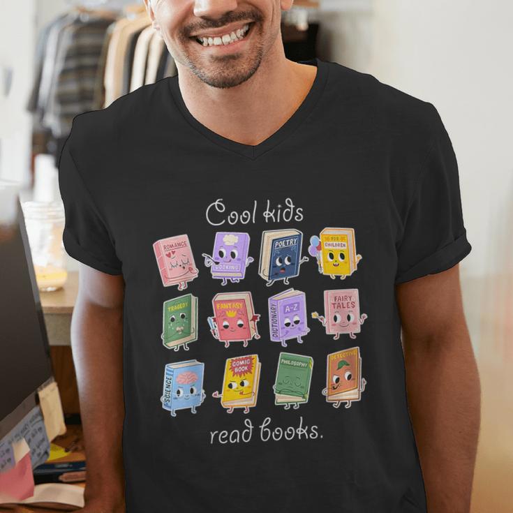 Cool Kids Read Books School Librarian Reading Teacher Men's V-Neck T-Shirt