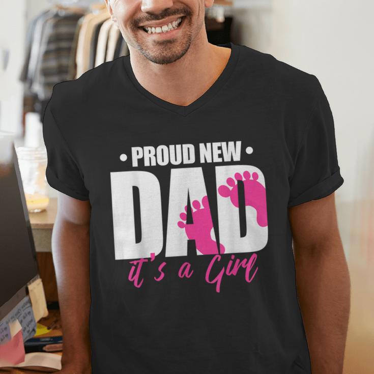 Cool Parent Apparel Proud New Dad It's A Girl Classic Fit Short Sleeve Crew Neck T-Shirt Small Men's V-Neck T-Shirt