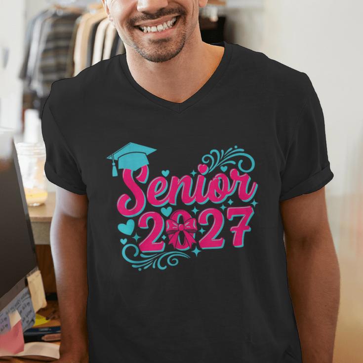 Coquette Pink Bow Senior 2027 Class Of Graduation Men's V-Neck T-Shirt
